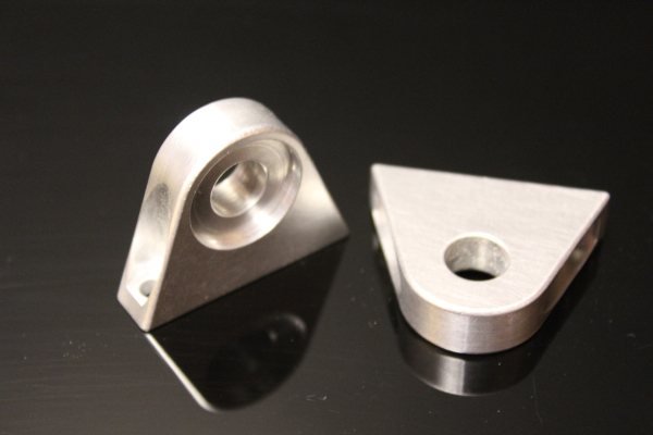 Bulkhead Mounts