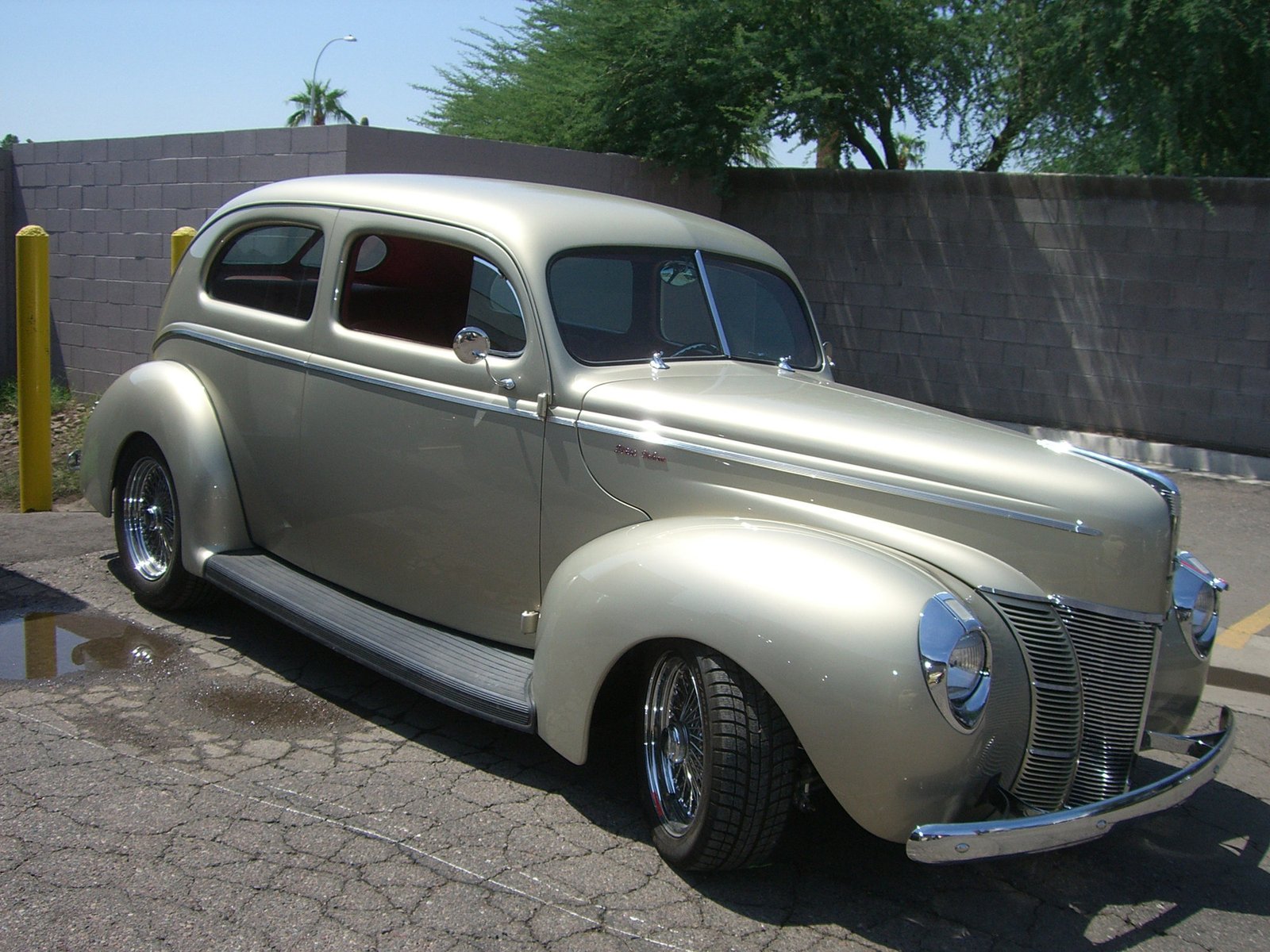 Claude Henry’s ’40 Sedan — 1
