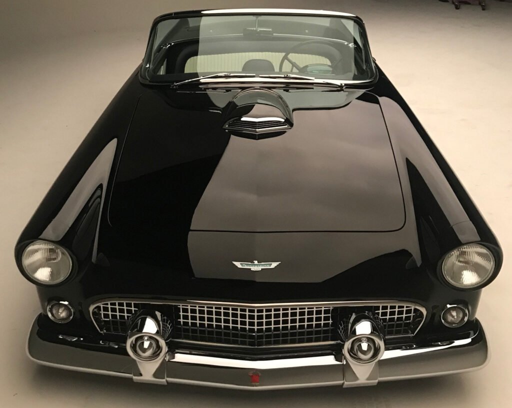Craig Curtis’ ’56 Thunderbird