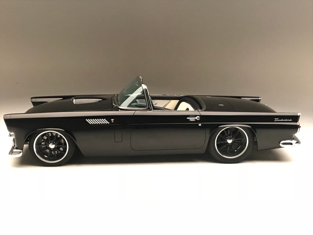 Craig Curtis’ ’56 Thunderbird