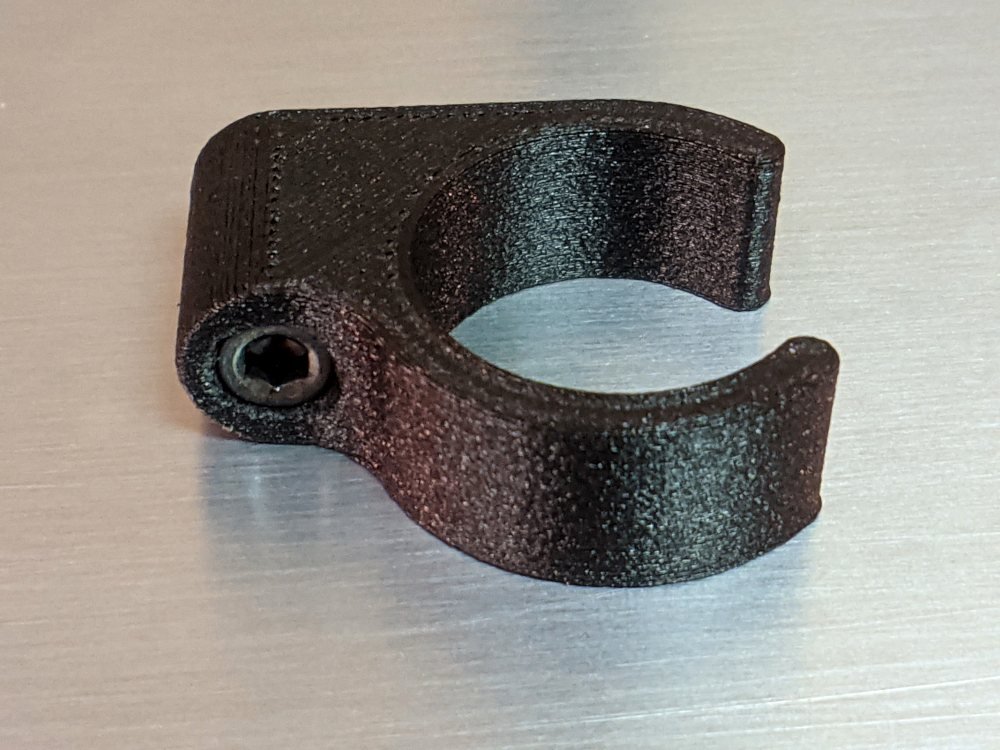 Nylon One Line Heater Hose Mount