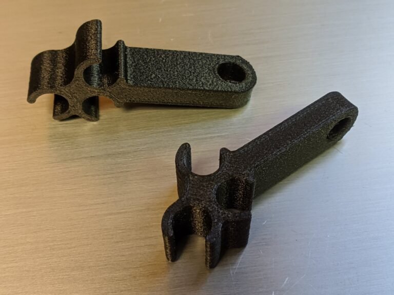 Nylon Plug Wire Mount Three Wire