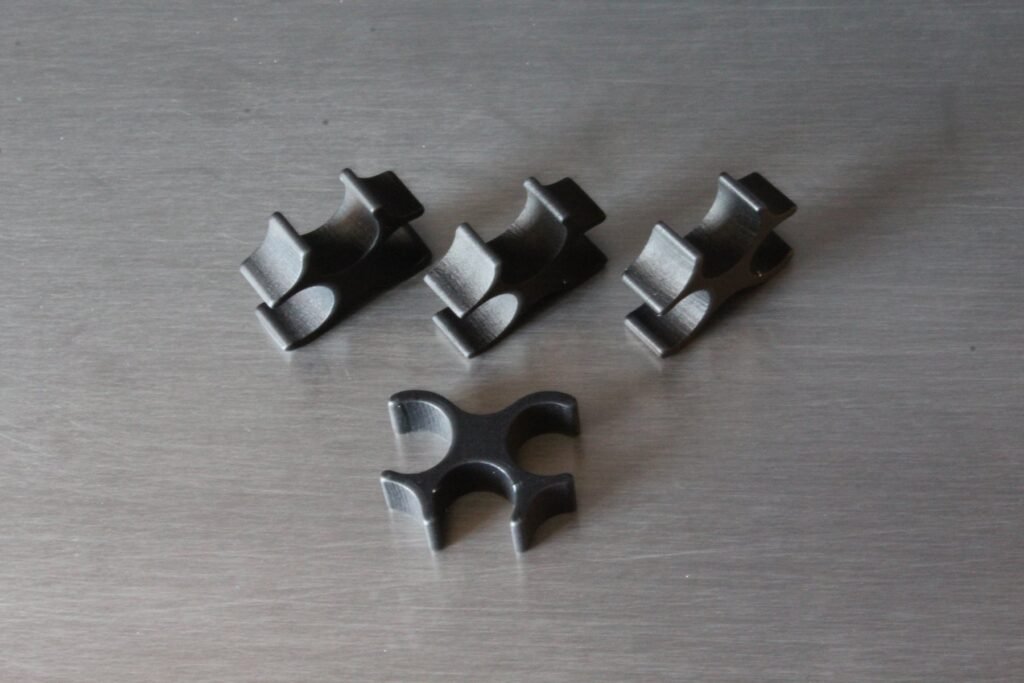 Plug Wire Separator for Three Wires