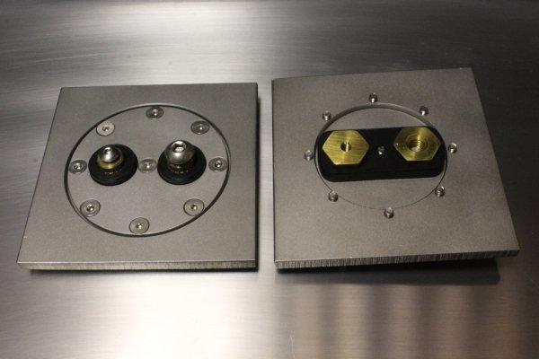 Round Plate with Terminals